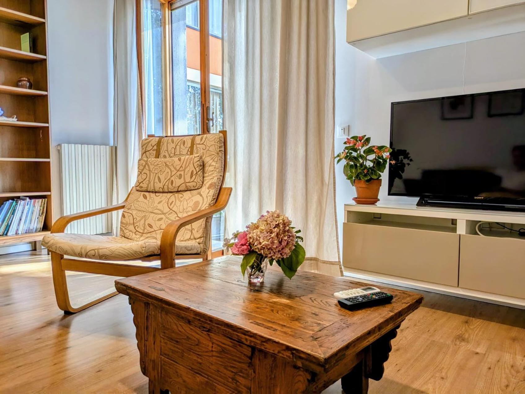Appartamento Viale Puccini - Free Gated Parking - 3 Minutes From Center Lucca Ngoại thất bức ảnh